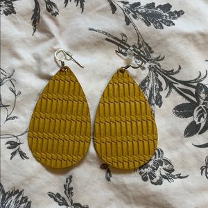 Nickel & Suede Saffron Cord Leather Earrings